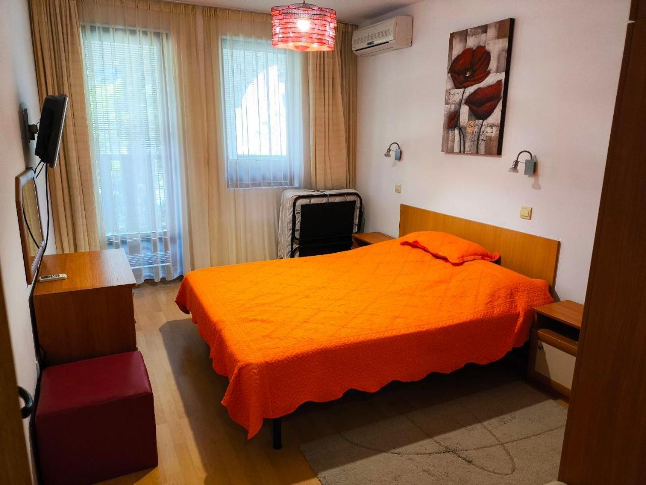 Dom-El Real Apartments 3 - Sveti Vlas Dış mekan fotoğraf